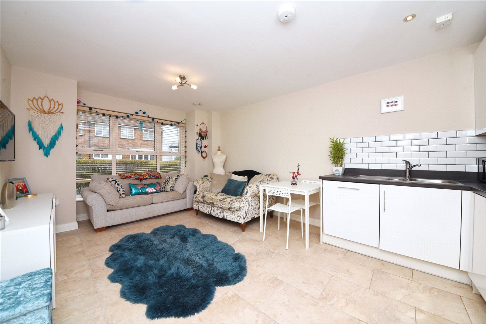 2 bed apartment for sale in Lancaster Road, New Barnet  - Property Image 2