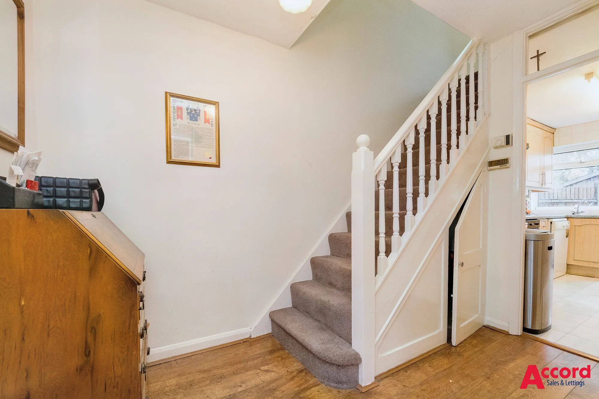 3 bed semi-detached house for sale in Hampshire Road, Hornchurch  - Property Image 6