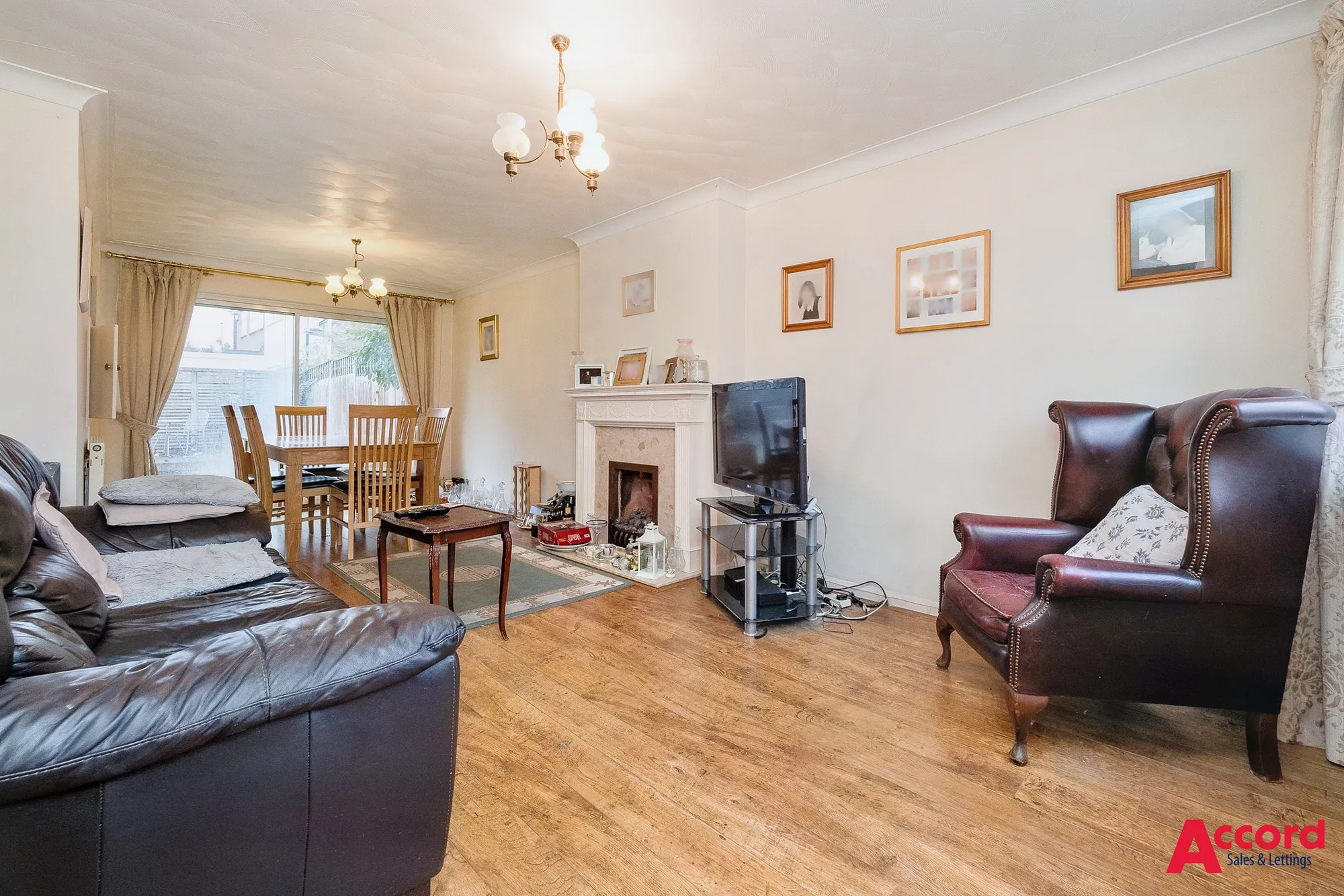 3 bed semi-detached house for sale in Hampshire Road, Hornchurch  - Property Image 9