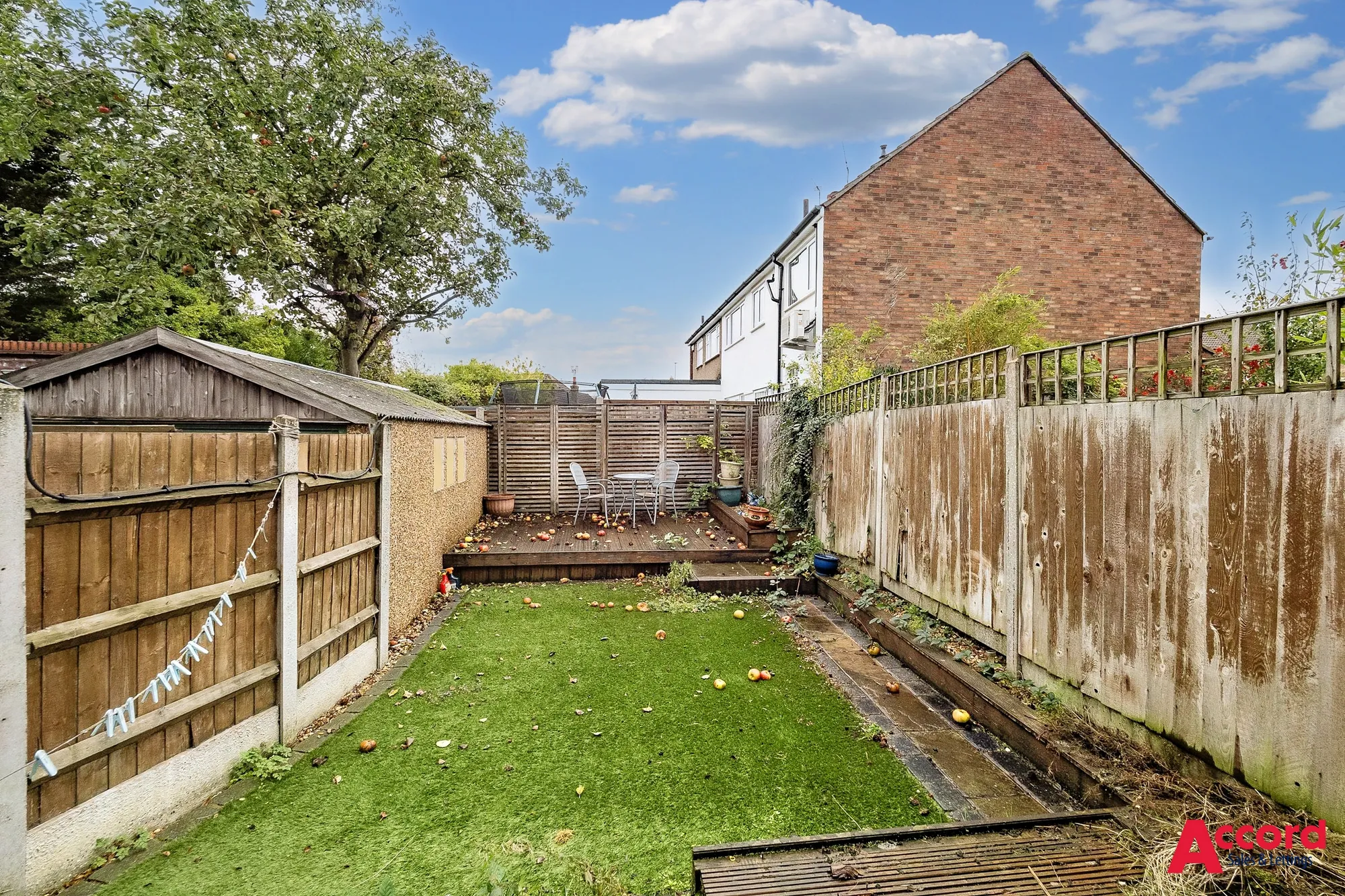3 bed semi-detached house for sale in Hampshire Road, Hornchurch  - Property Image 2