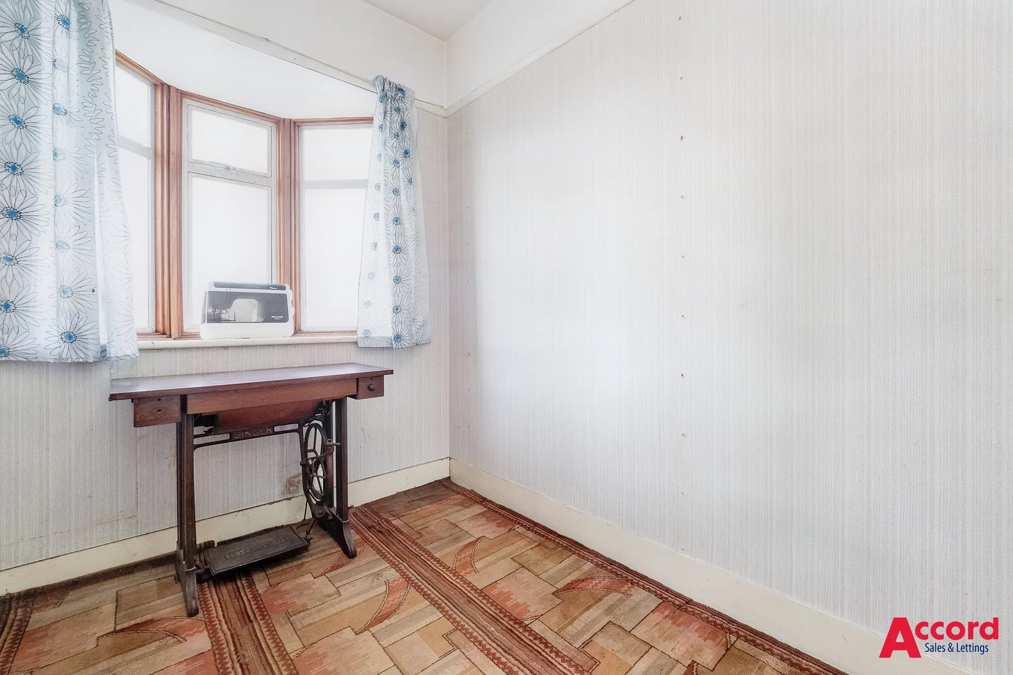 3 bed end of terrace house for sale in Carlton Road, Romford  - Property Image 13