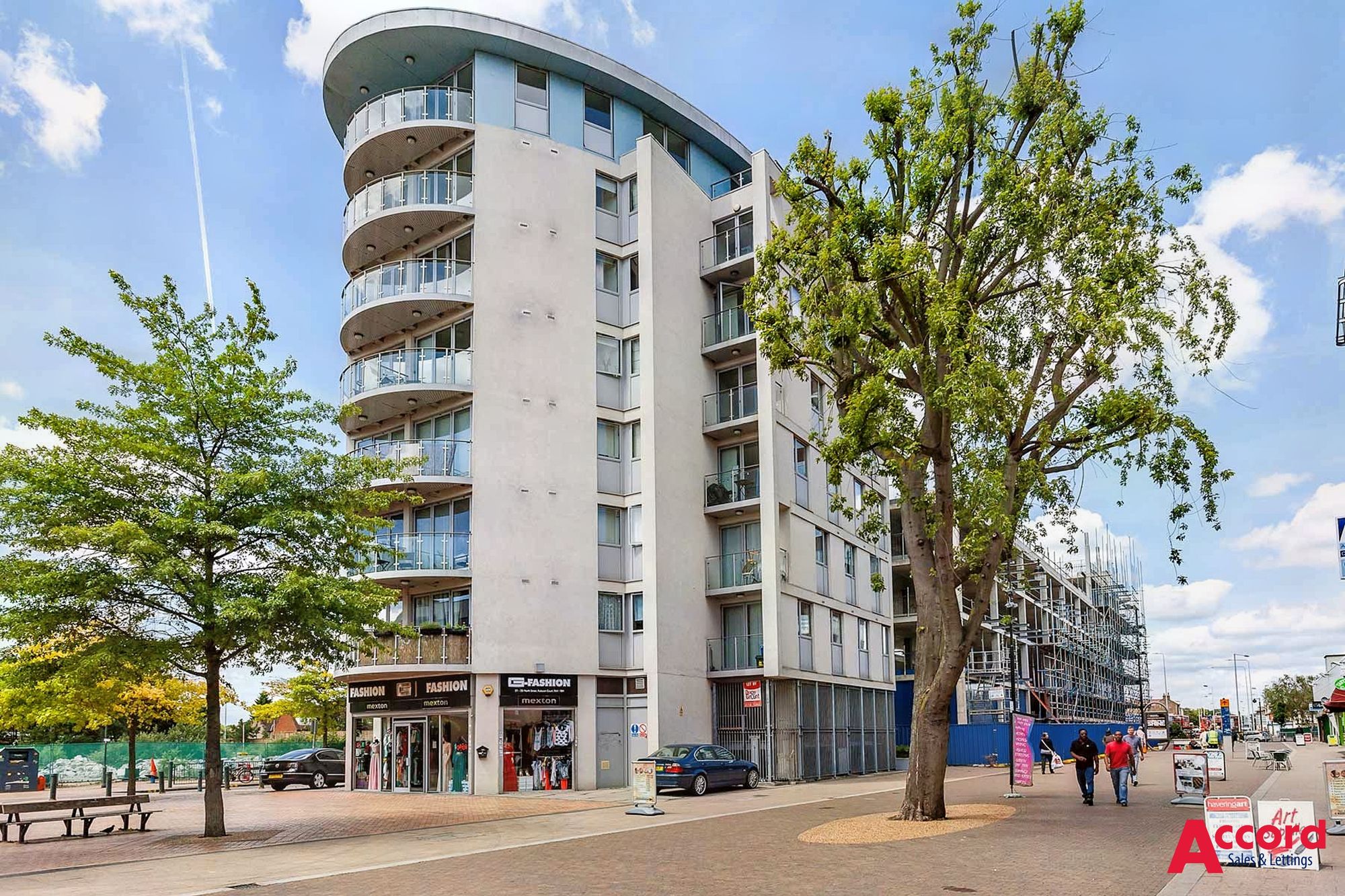 2 bed flat for sale in North Street, Romford - Property Image 1