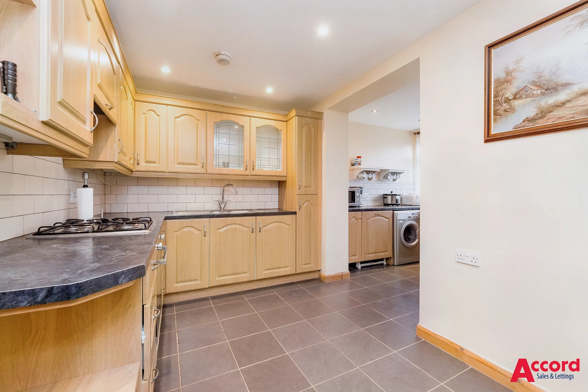 3 bed semi-detached house for sale in Aire Drive, South Ockendon  - Property Image 2