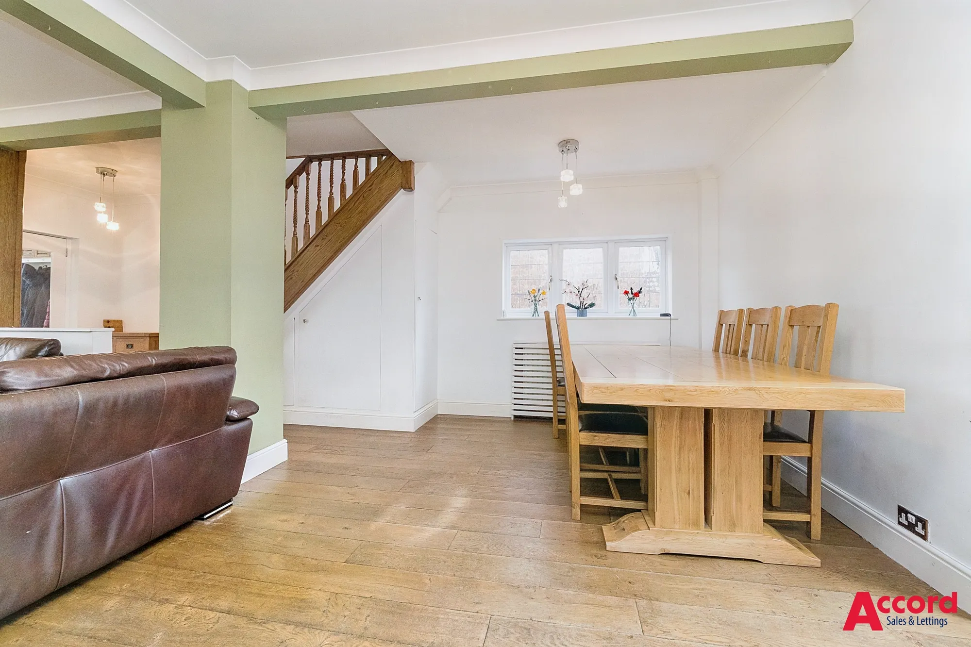 3 bed semi-detached house for sale in The Avenue, Hornchurch  - Property Image 12