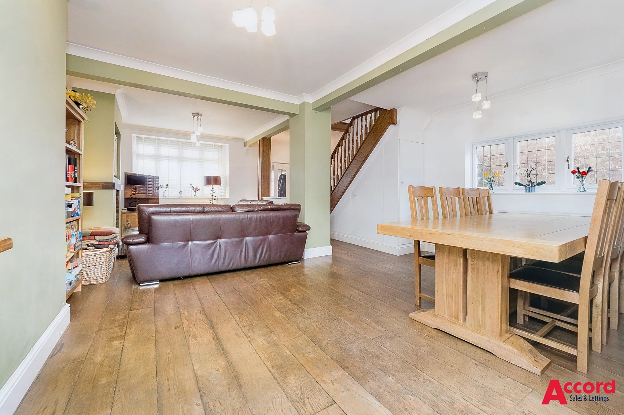 3 bed semi-detached house for sale in The Avenue, Hornchurch  - Property Image 10