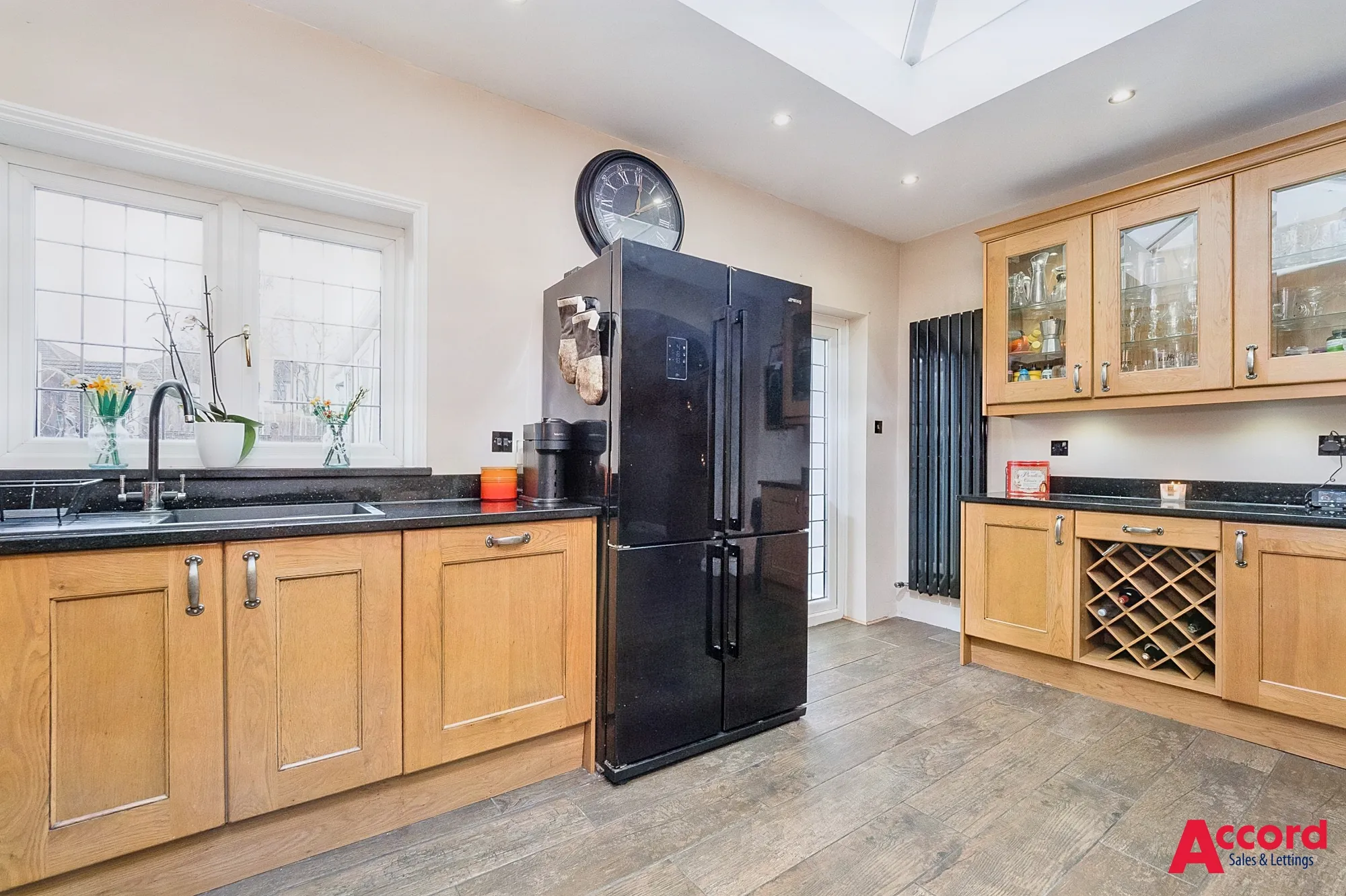 3 bed semi-detached house for sale in The Avenue, Hornchurch  - Property Image 14