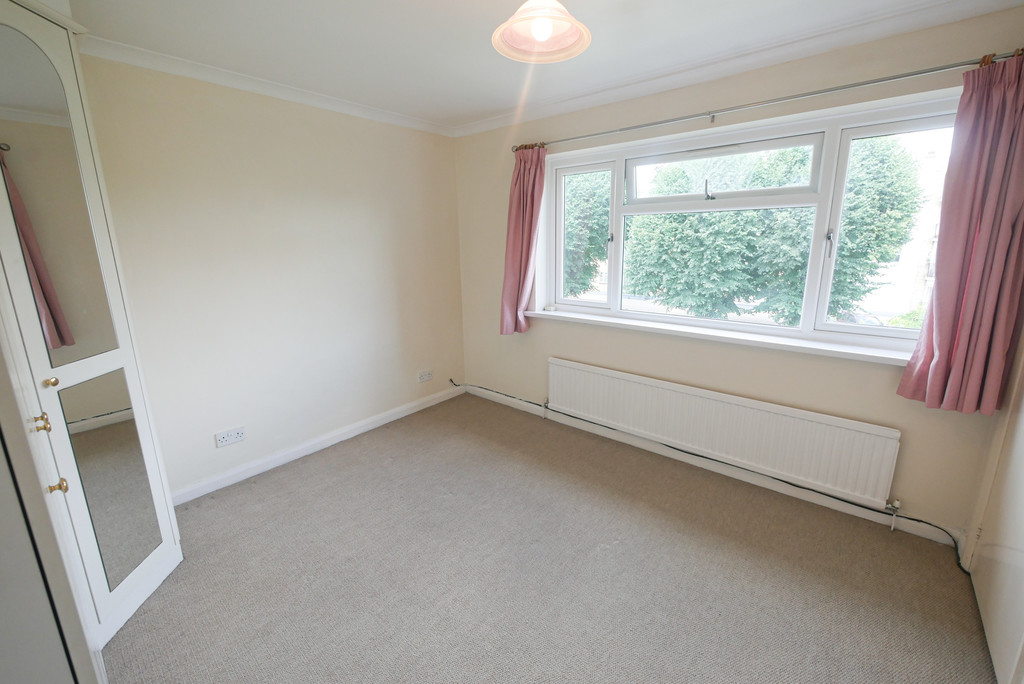 2 bed apartment to rent in Denham Green Lane, Denham  - Property Image 8