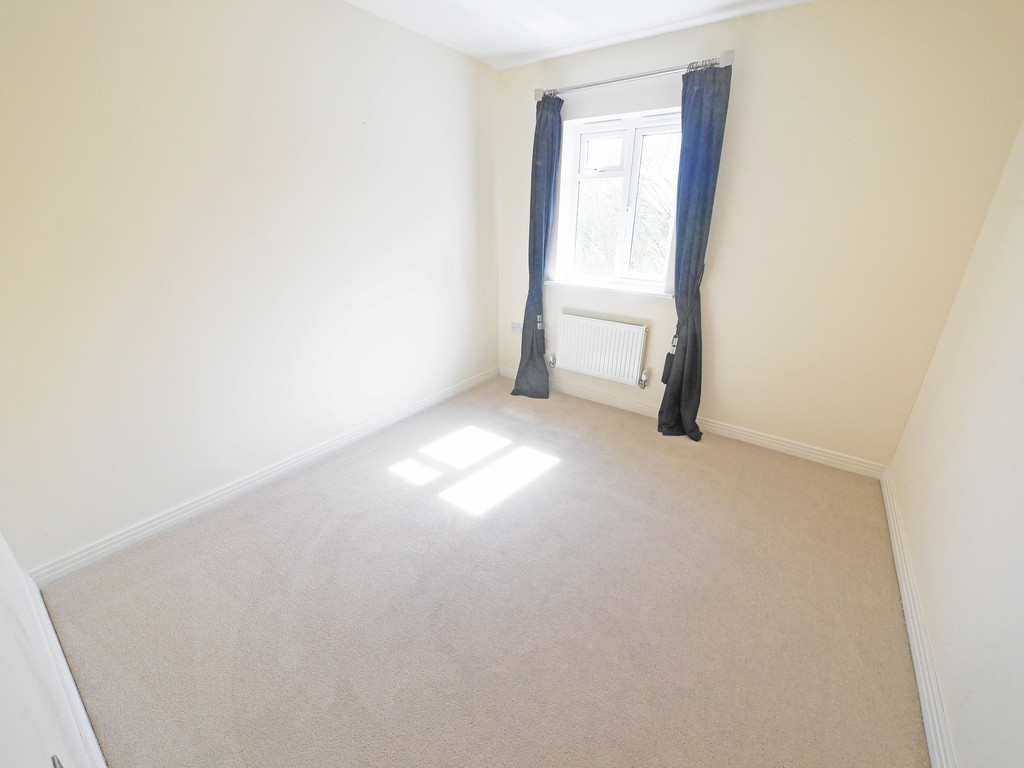 2 bed apartment for sale in Uxbridge Road, Hayes  - Property Image 9