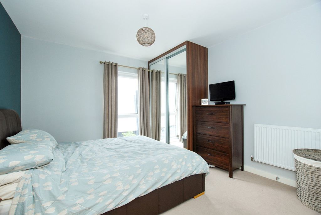 2 bed apartment for sale in Arla Place, Ruislip  - Property Image 5