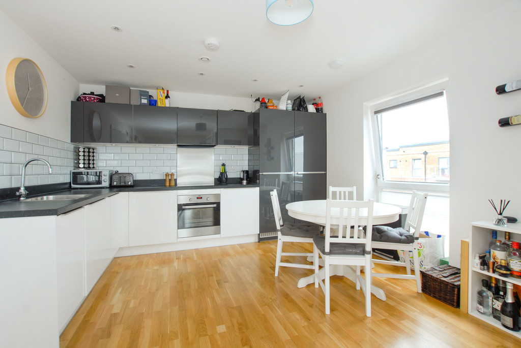 2 bed apartment for sale in Arla Place, Ruislip  - Property Image 2