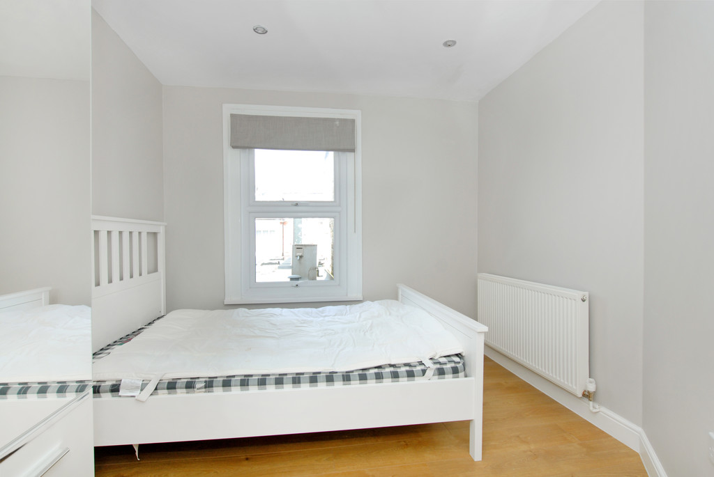 2 bed apartment to rent in Belmont Road, Uxbridge  - Property Image 7