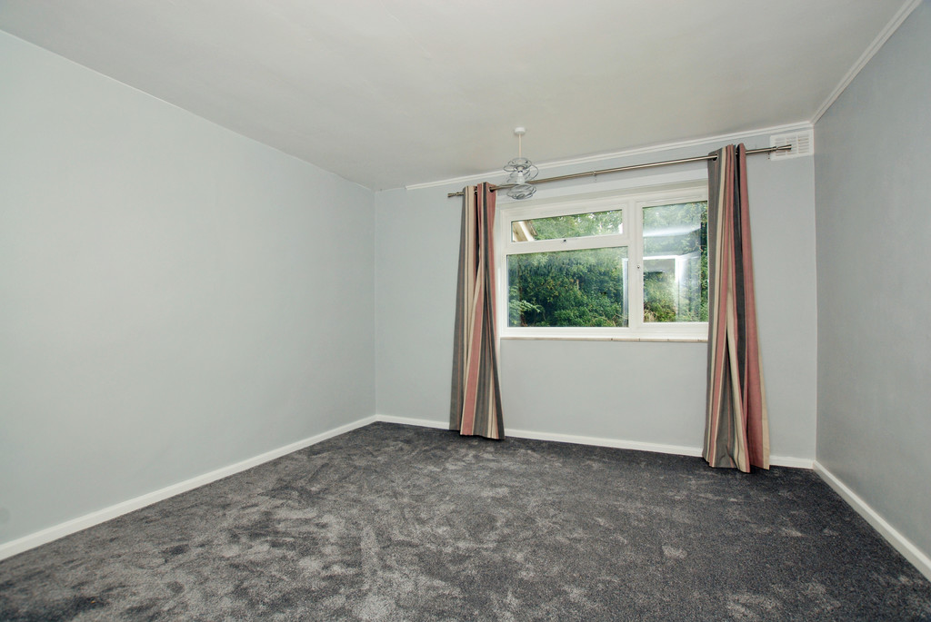 2 bed apartment to rent in Buttlehide, Rickmansworth  - Property Image 4