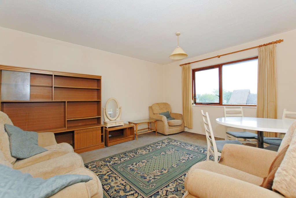 1 bed apartment for sale in Ryeland Close, West Drayton  - Property Image 2