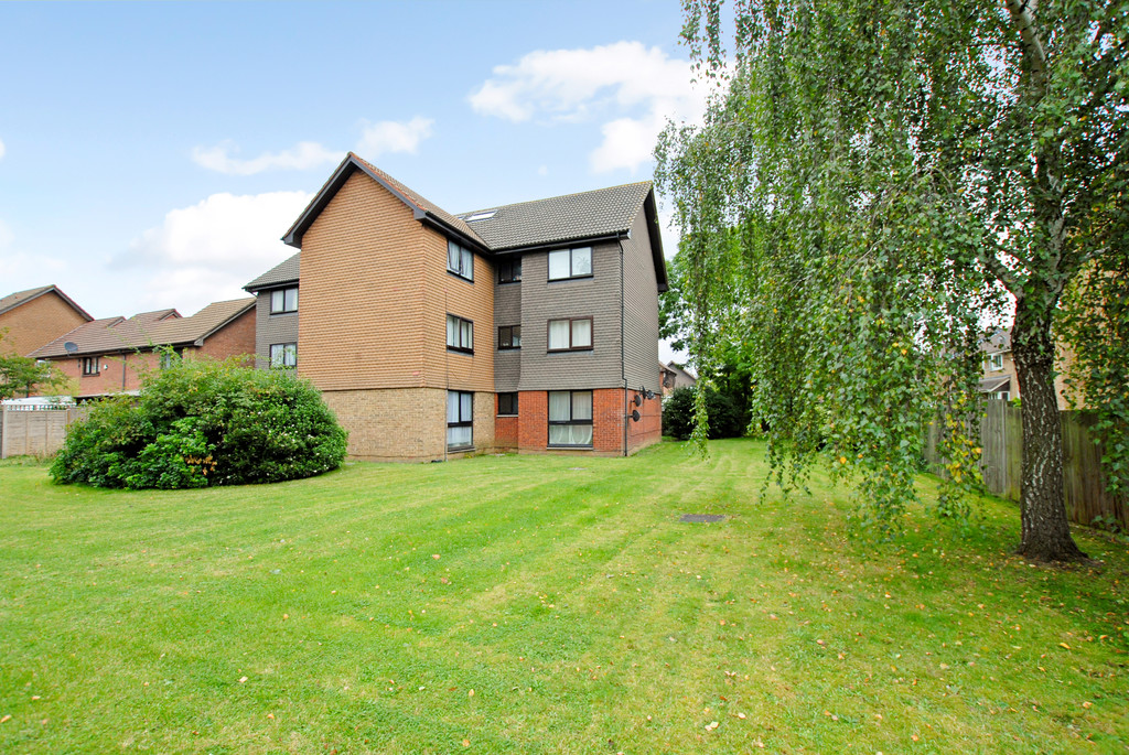 1 bed apartment for sale in Ryeland Close, West Drayton  - Property Image 9