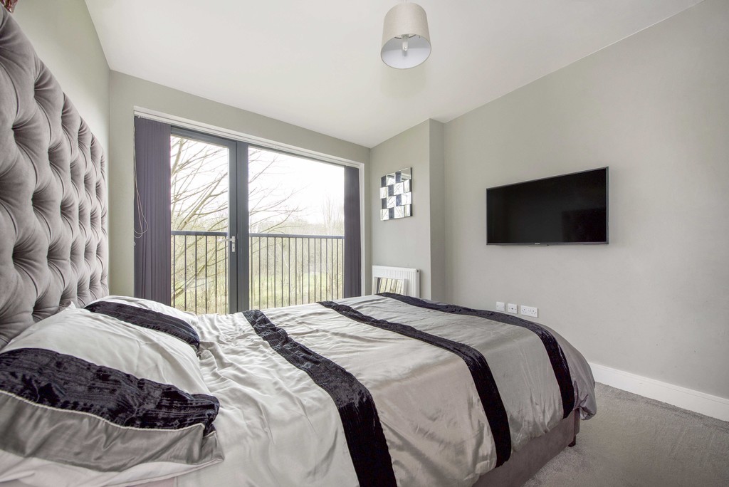 1 bed apartment to rent in Kenley Place, Uxbridge  - Property Image 5