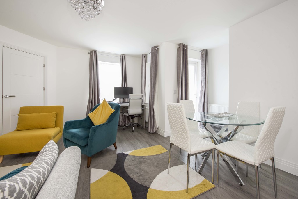 1 bed flat for sale in Sutton Court Road, Uxbridge  - Property Image 6