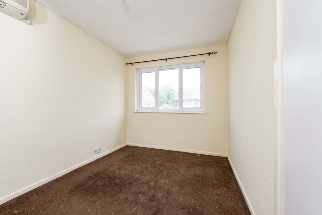 1 bed semi-detached house to rent in Aldenham Drive, Uxbridge  - Property Image 8