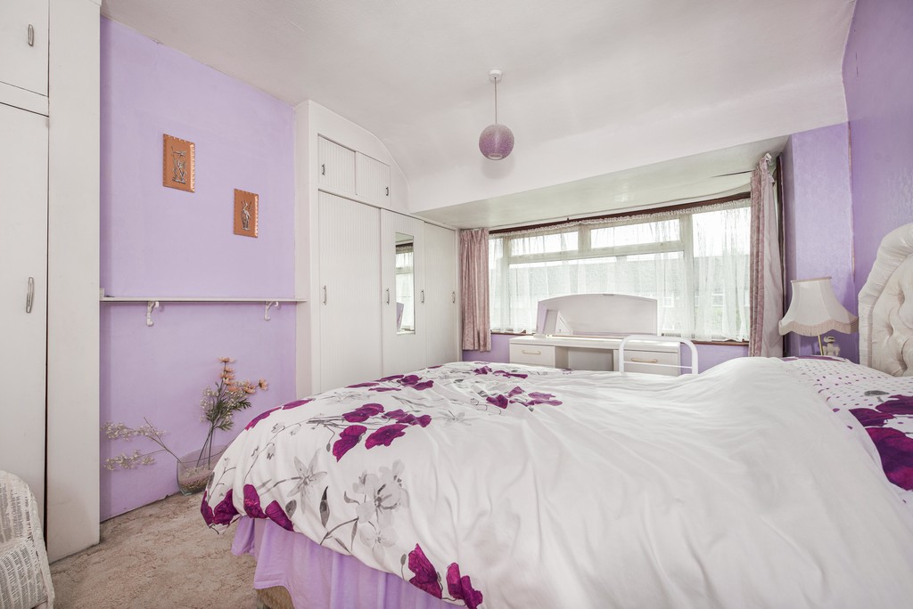3 bed end of terrace house for sale in Waltham Avenue, Hayes  - Property Image 8