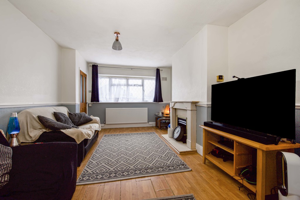 2 bed semi-detached house for sale in St. Marys Road, Uxbridge  - Property Image 2