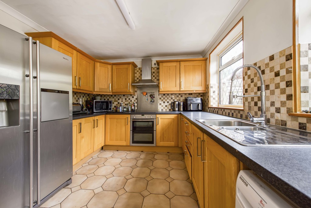 2 bed semi-detached house for sale in St. Marys Road, Uxbridge  - Property Image 4