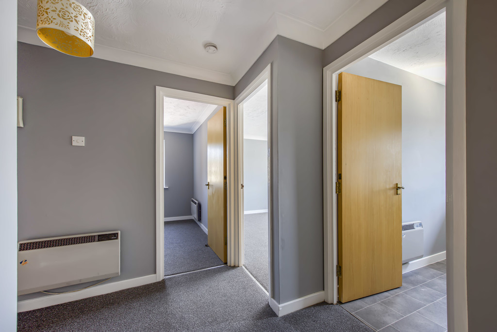 2 bed apartment to rent in Totteridge Avenue, High Wycombe  - Property Image 4