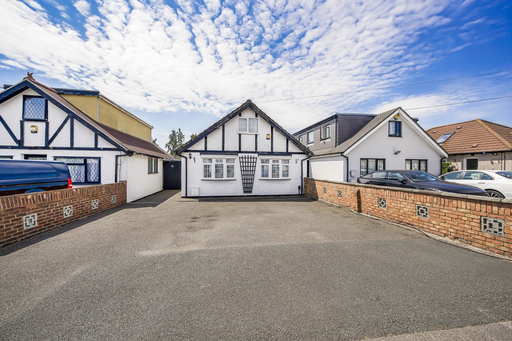 Properties for sale in Uxbridge, Hillingdon & Denham Andrews Residential