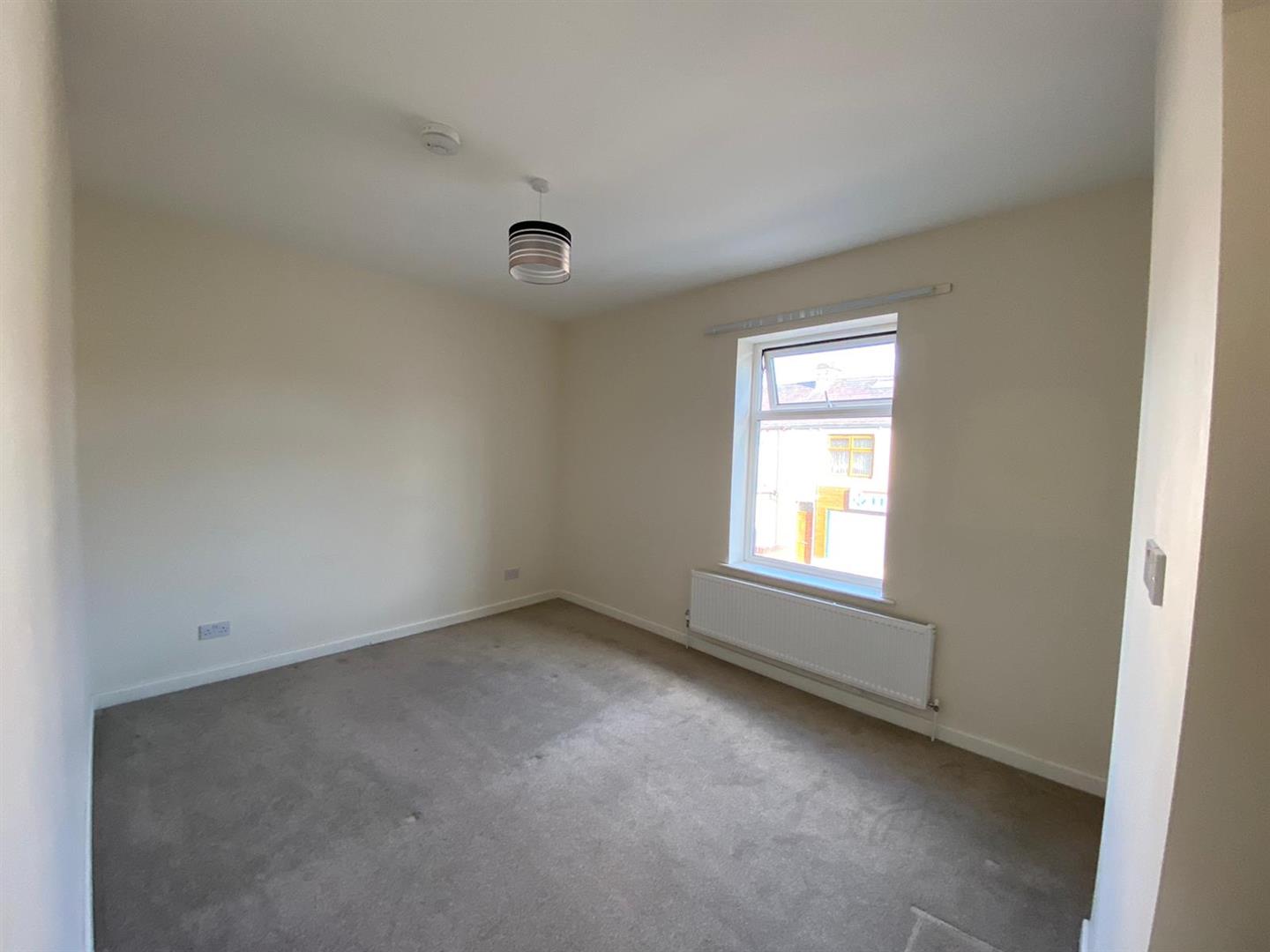 3 bed house to rent in Lyndhurst Road, Burnley  - Property Image 5