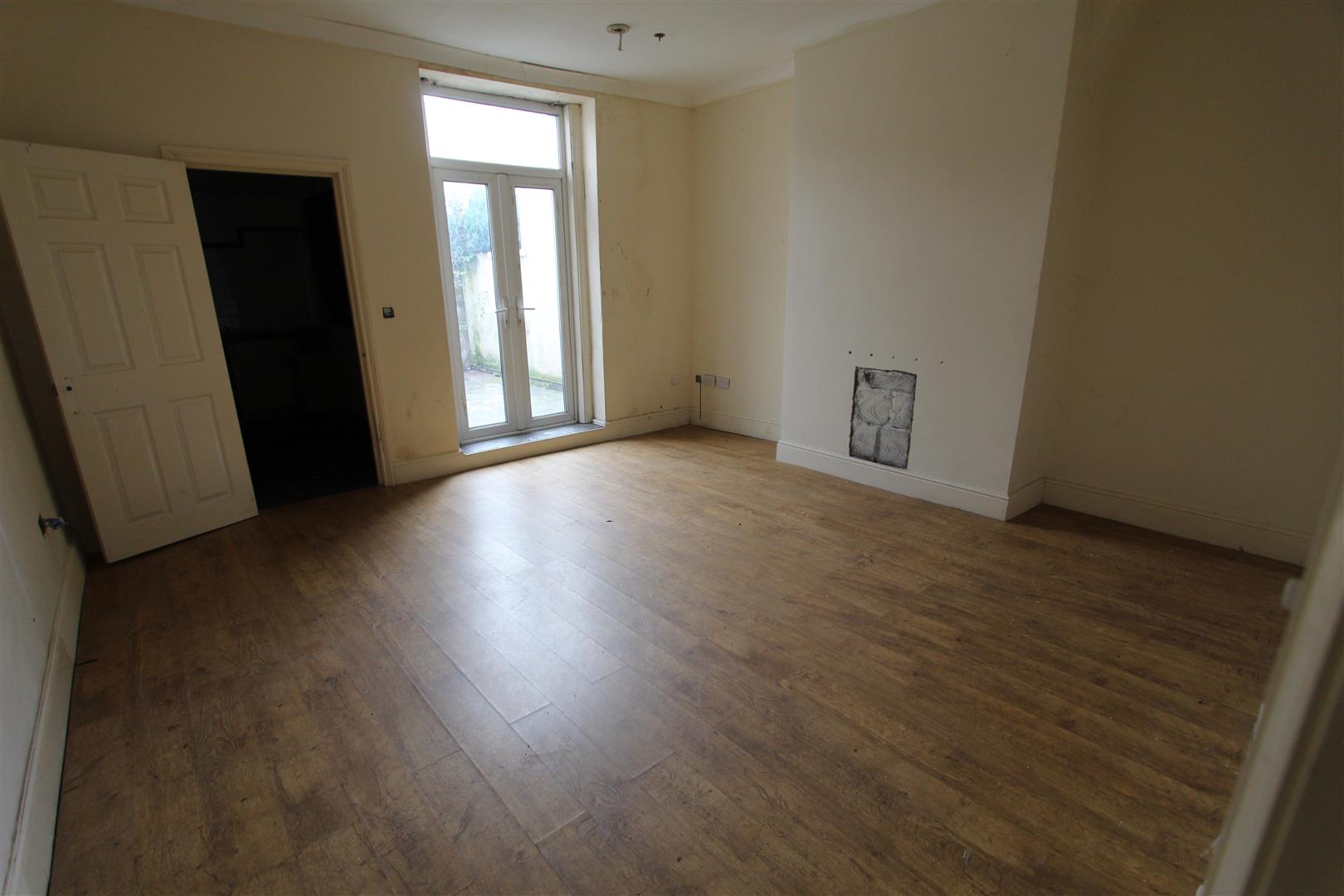 2 bed terraced house for sale in Barden Lane, Burnley  - Property Image 2