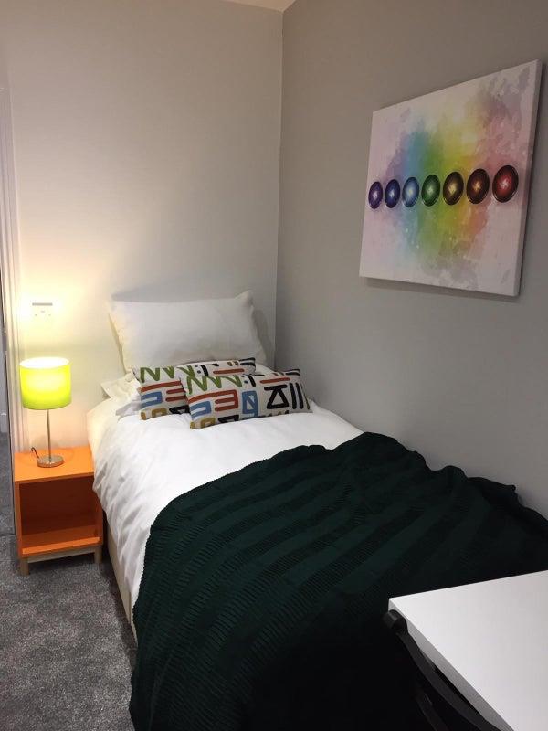 1 bed house share to rent in Ivan Street, Burnley 8