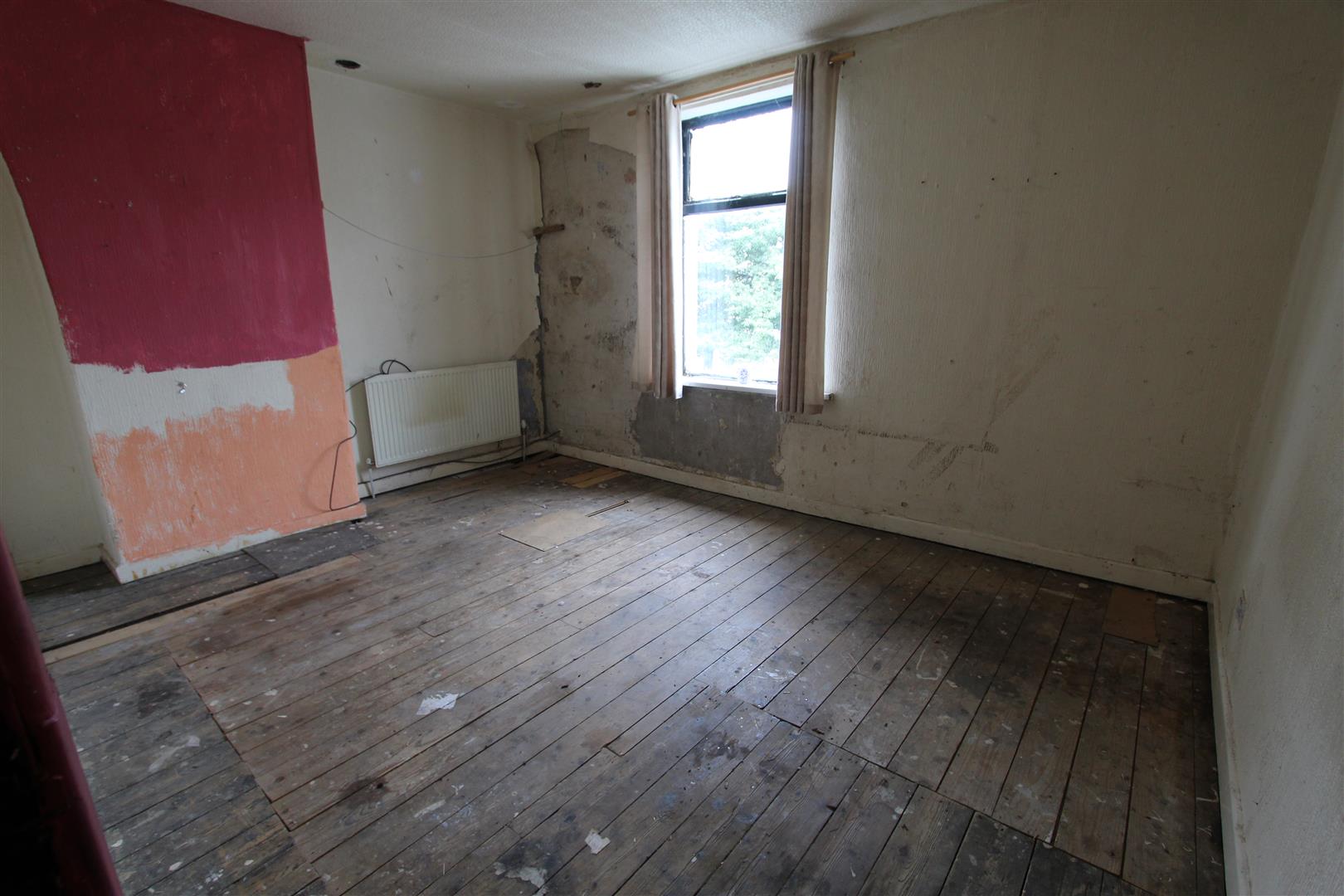 2 bed terraced house for sale in Grey Street, Burnley  - Property Image 3