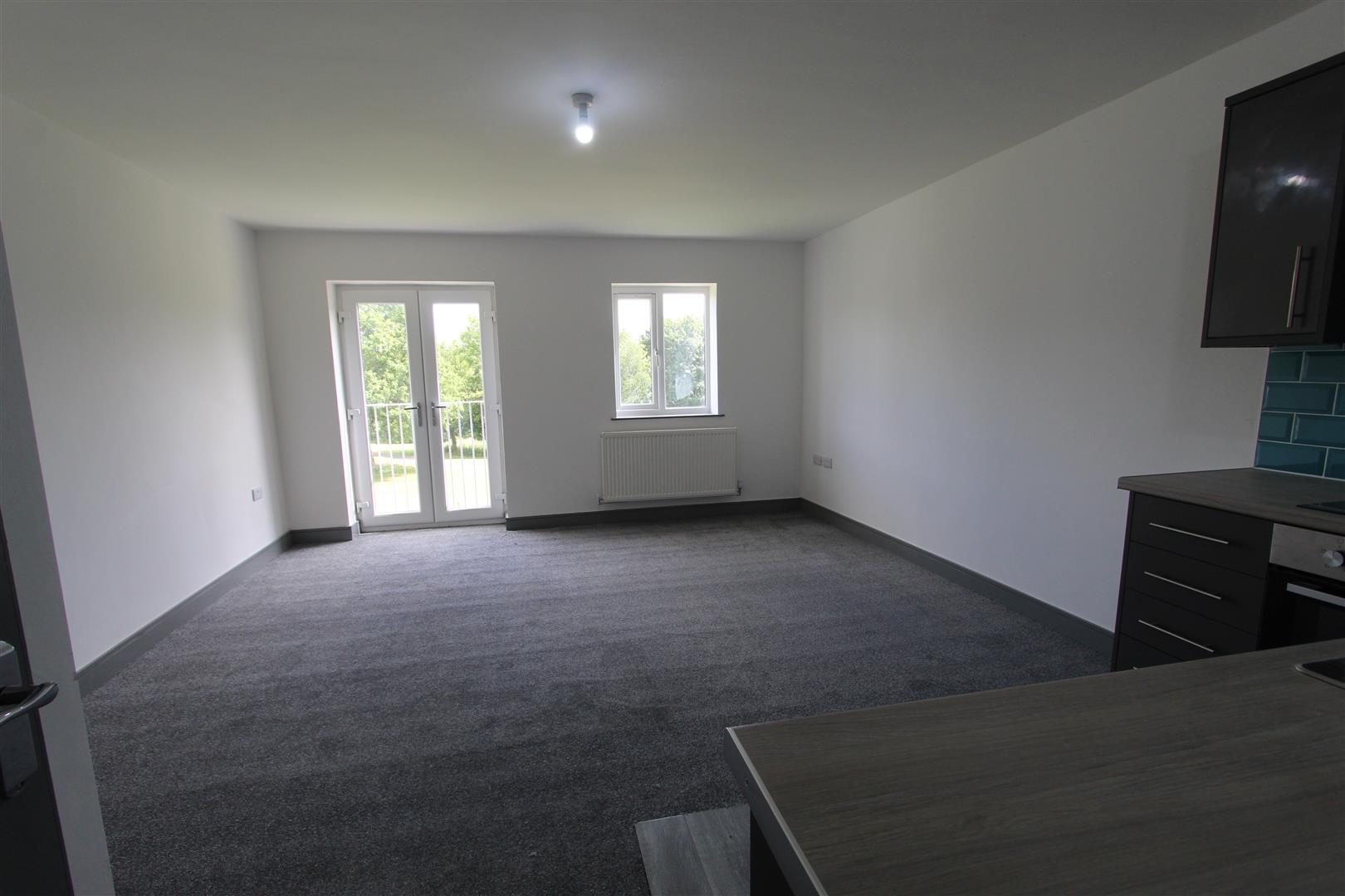 2 bed apartment to rent in Cleaver Street, Burnley 1