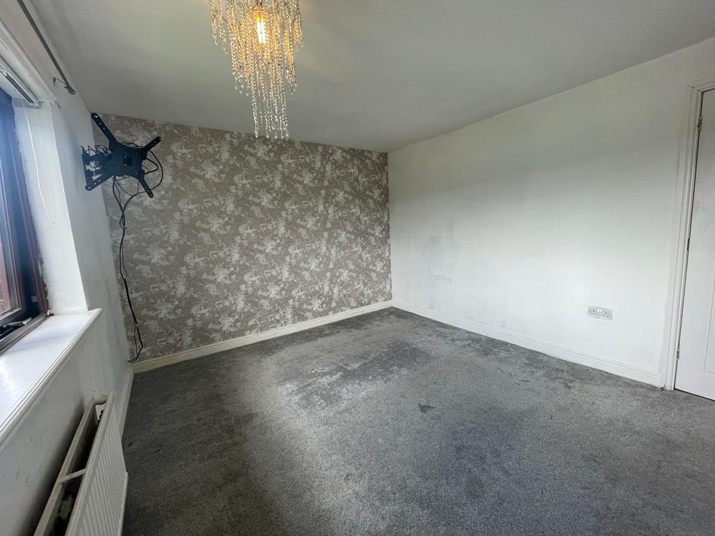 3 bed terraced house for sale in Brunshaw Avenue, Burnley  - Property Image 18