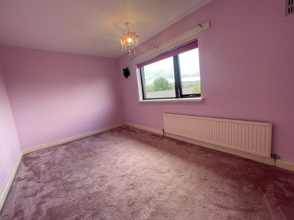 3 bed terraced house for sale in Brunshaw Avenue, Burnley  - Property Image 24