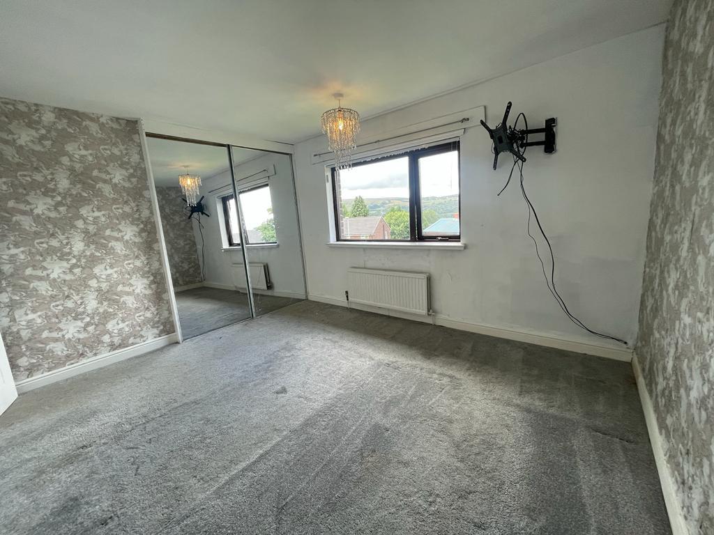 3 bed terraced house for sale in Brunshaw Avenue, Burnley  - Property Image 19