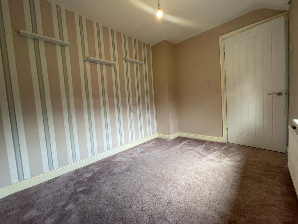 3 bed terraced house for sale in Brunshaw Avenue, Burnley  - Property Image 22