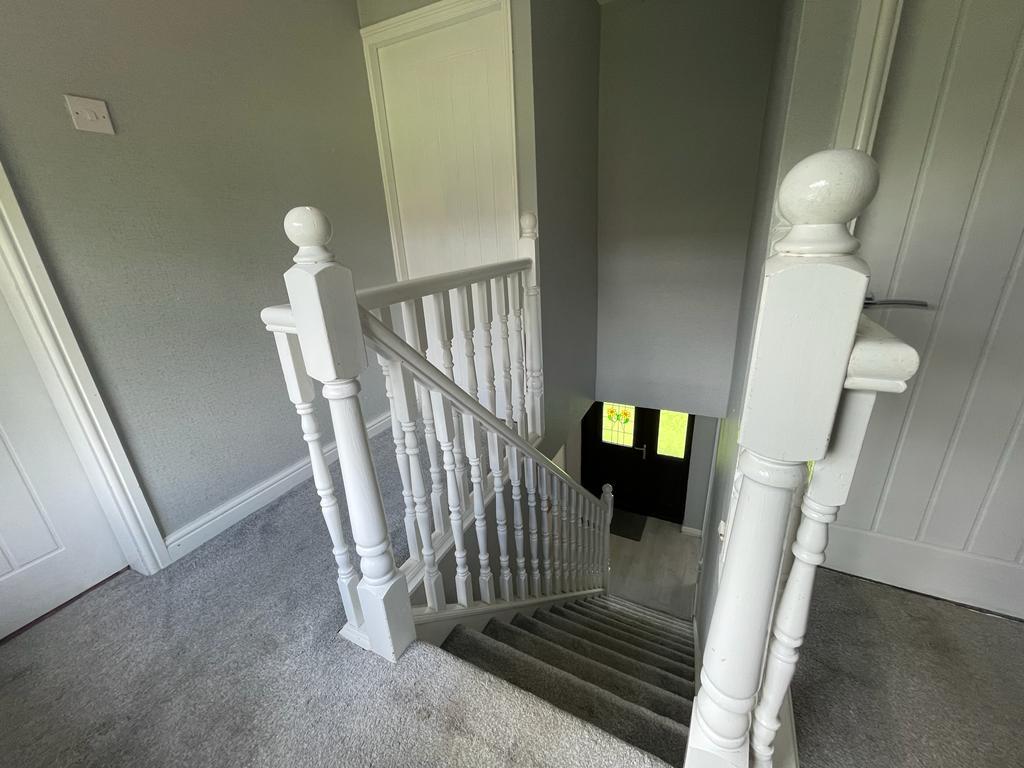 3 bed terraced house for sale in Brunshaw Avenue, Burnley  - Property Image 14