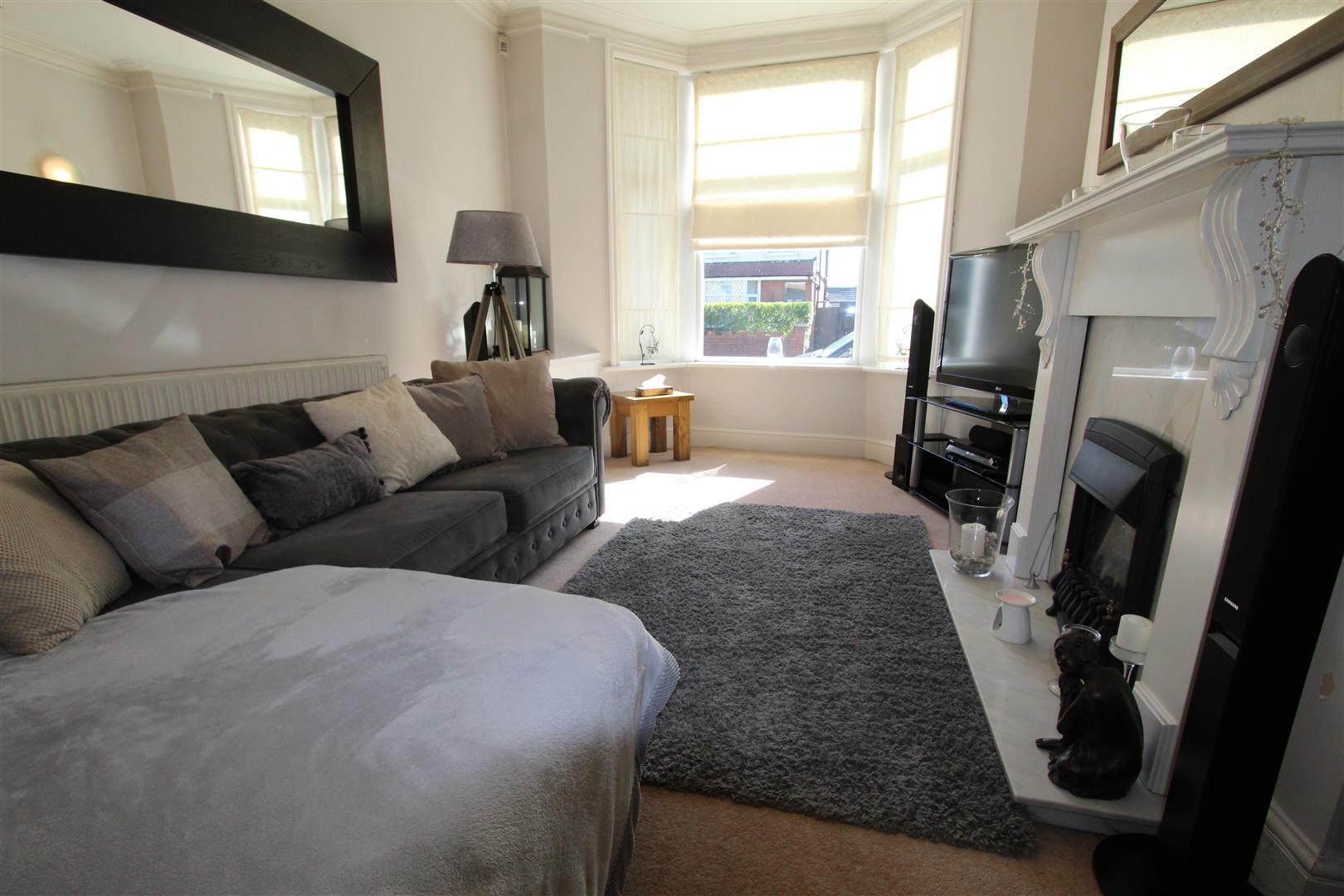 3 bed terraced house for sale in Brunshaw Road, Burnley  - Property Image 2