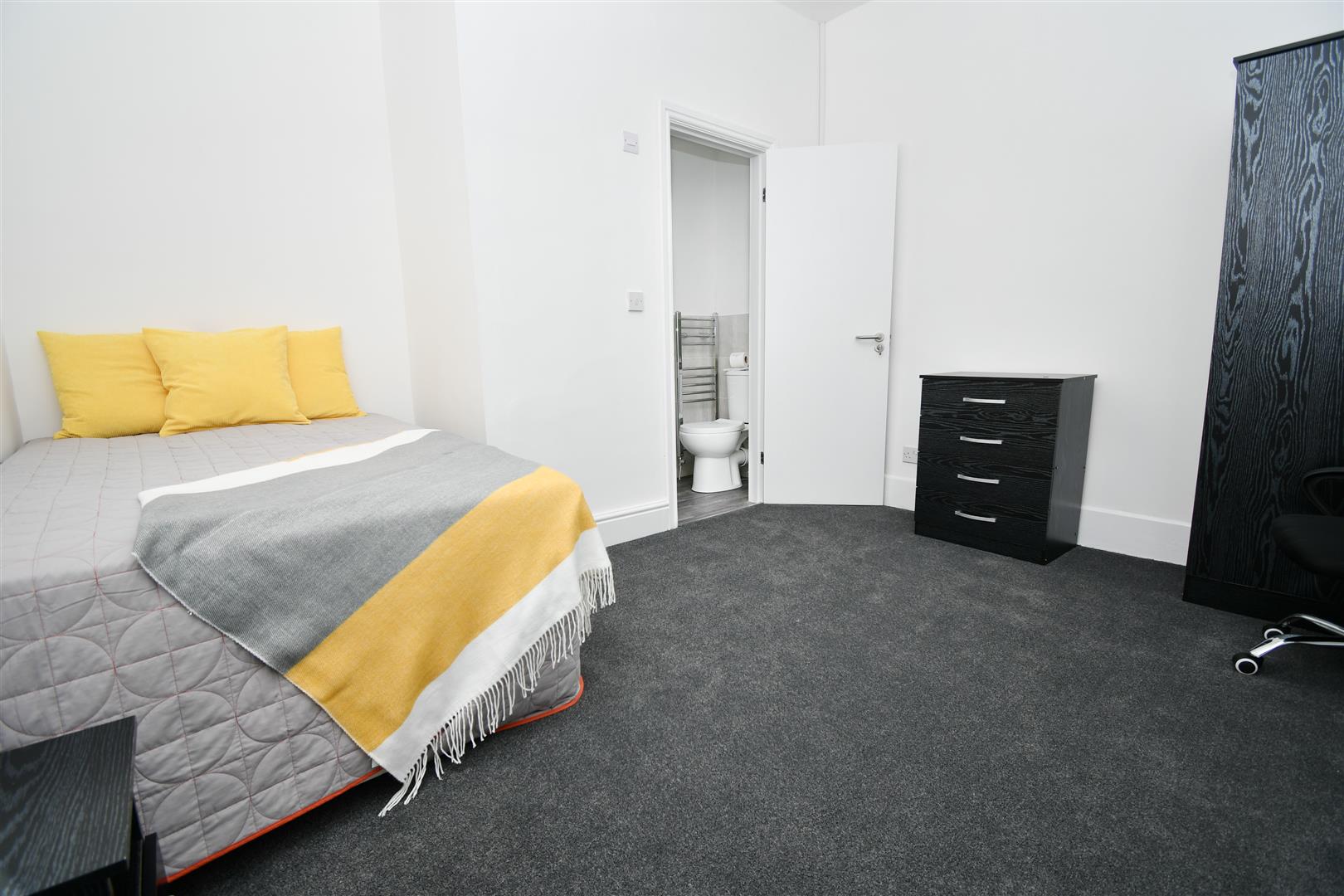 1 bed house share to rent in Grant Street, Burnley  - Property Image 1