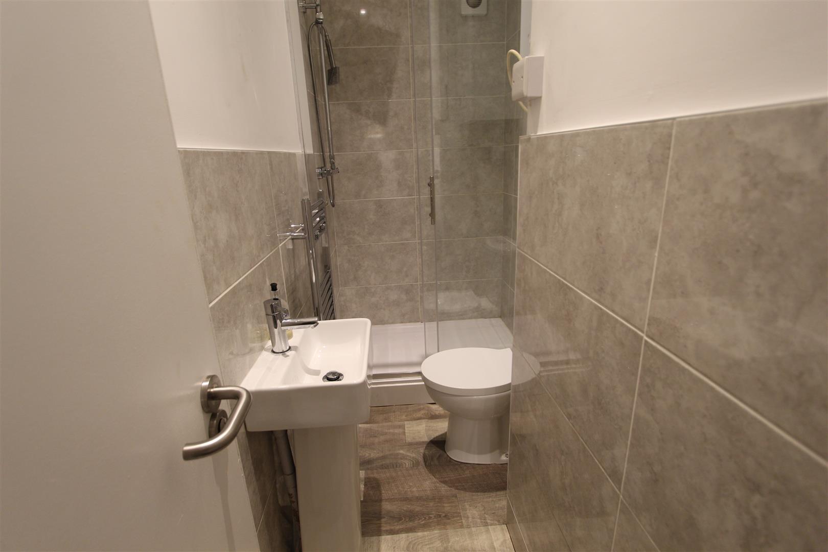 1 bed house share to rent in Every Street, Burnley  - Property Image 5