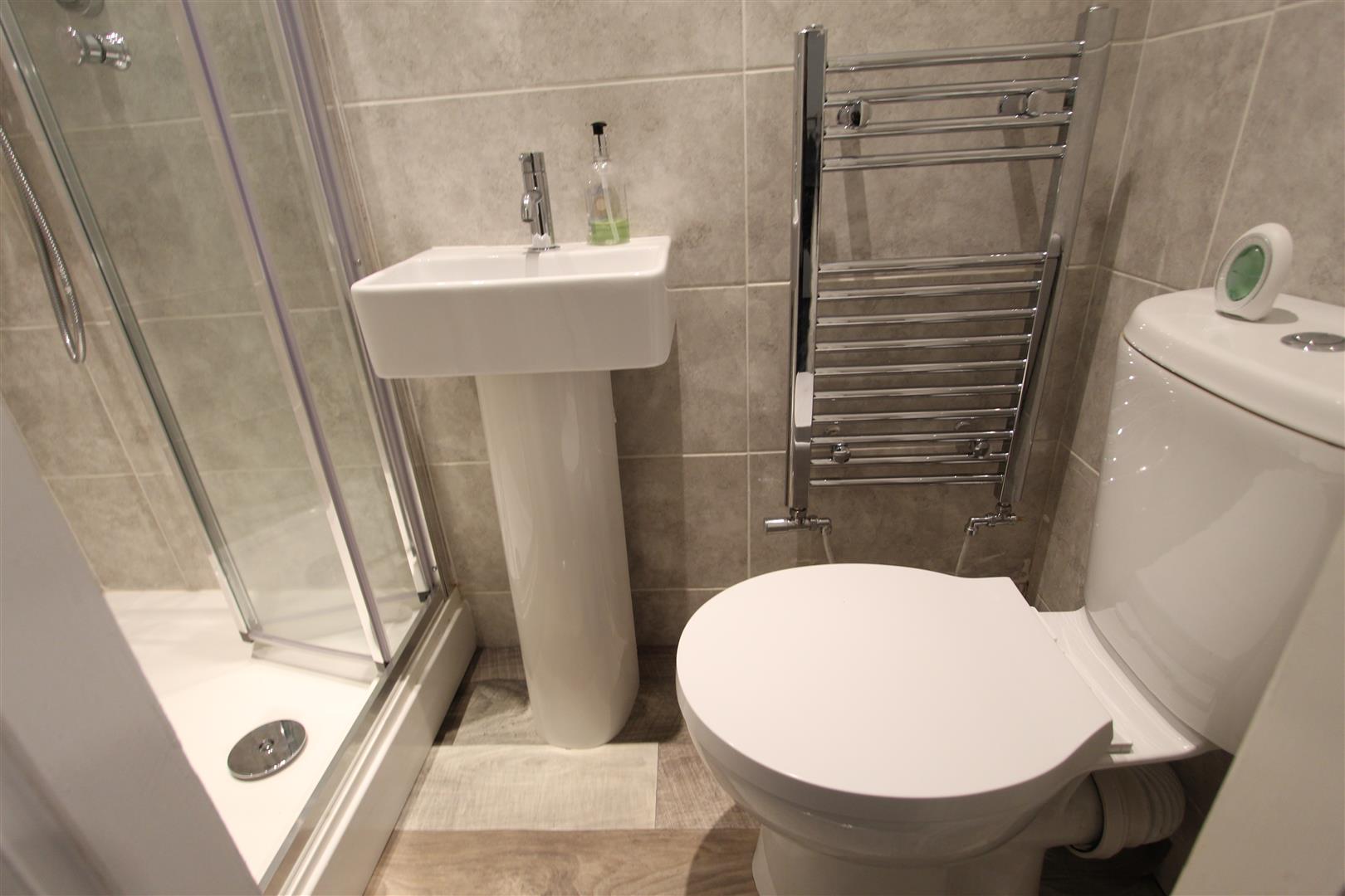 1 bed house share to rent in Every Street, Burnley 3