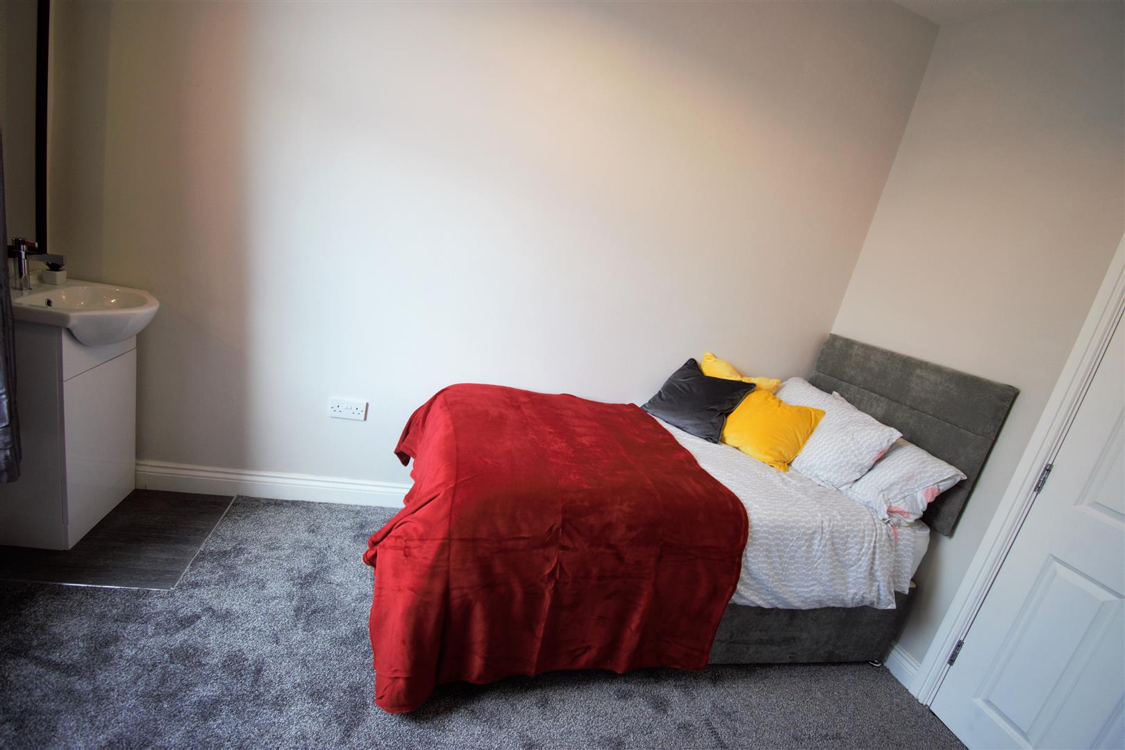 1 bed house share to rent in Bulcock Street, Burnley 1