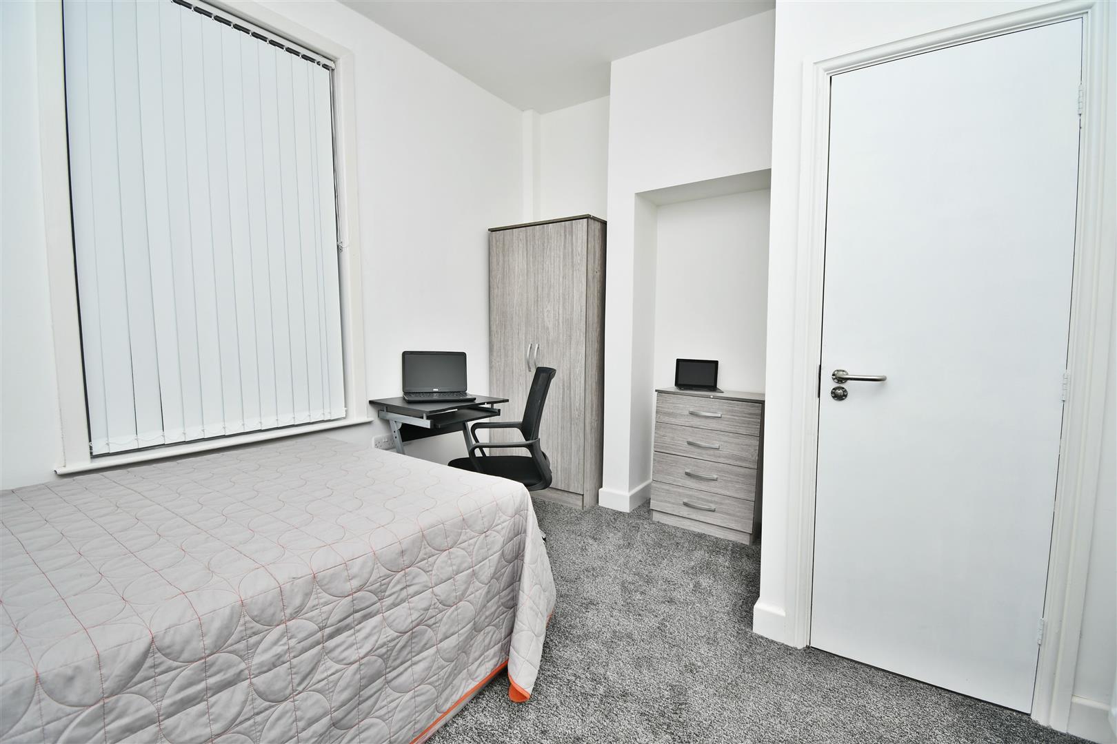 1 bed house share to rent in Christ Church Street, Preston  - Property Image 6