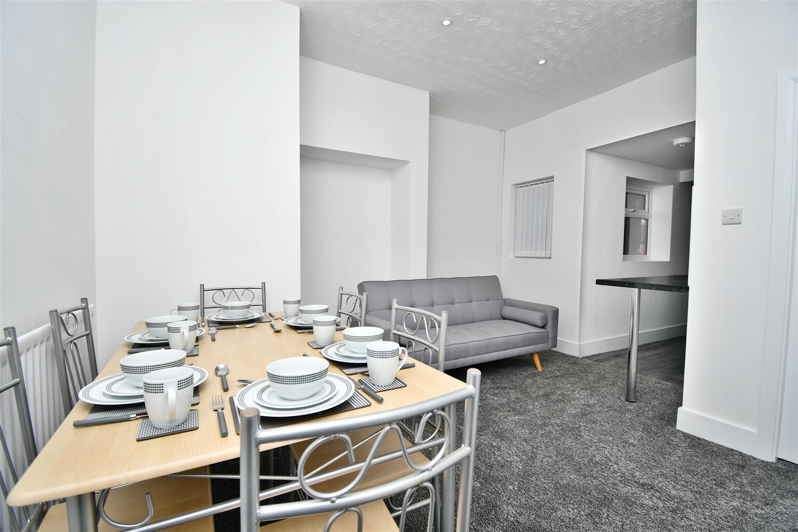 1 bed house share to rent in Christ Church Street, Preston  - Property Image 4