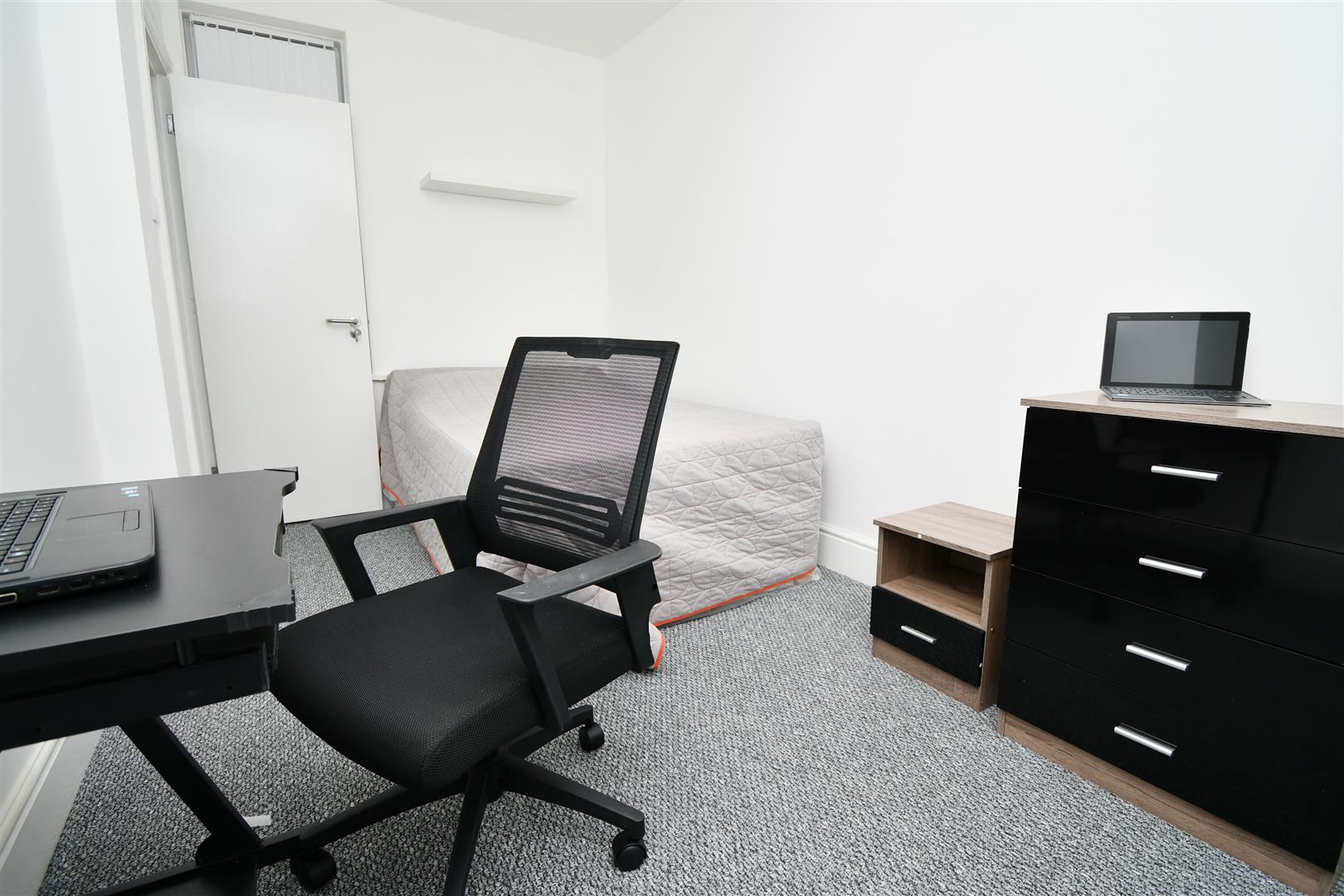 1 bed house share to rent in Albert Street, Burnley  - Property Image 3