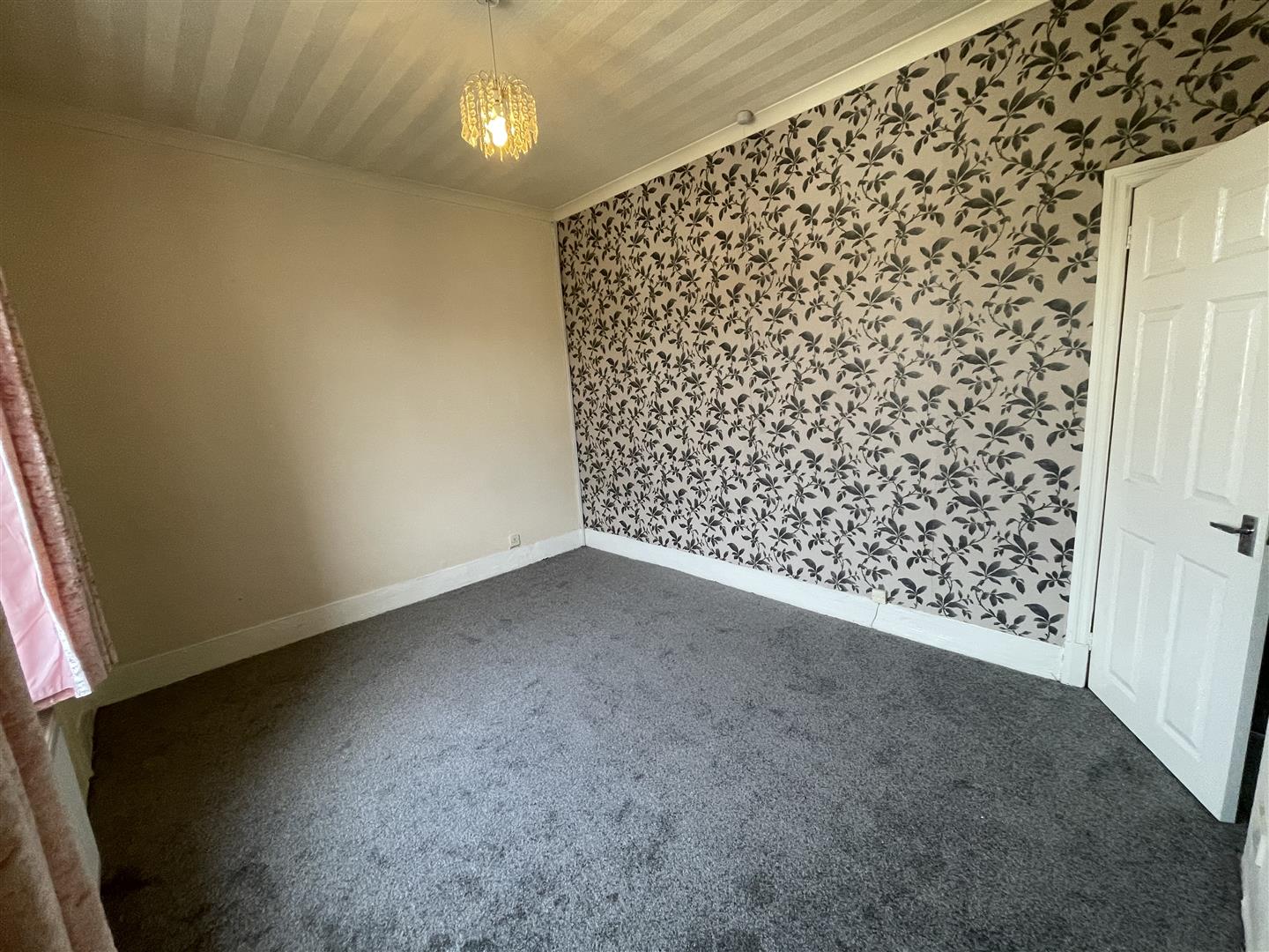 2 bed terraced house to rent in Paulhan Street, Burnley  - Property Image 2