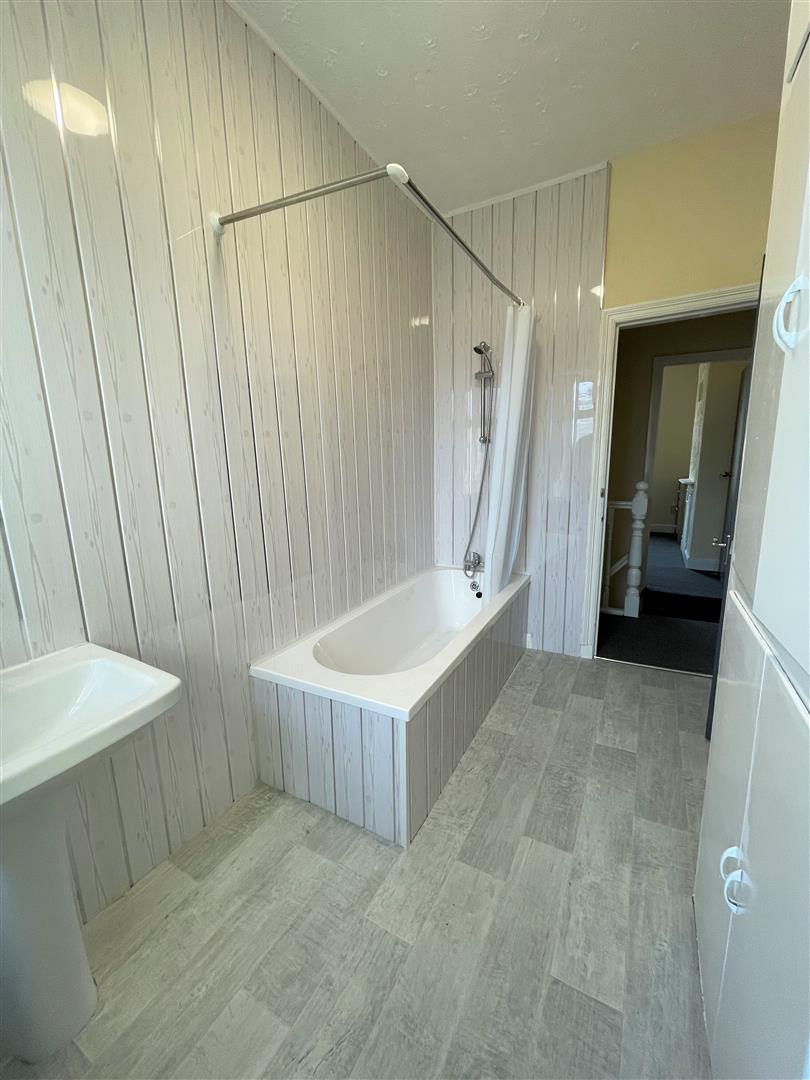 1 bed house share to rent in Nairne Street, Burnley 6