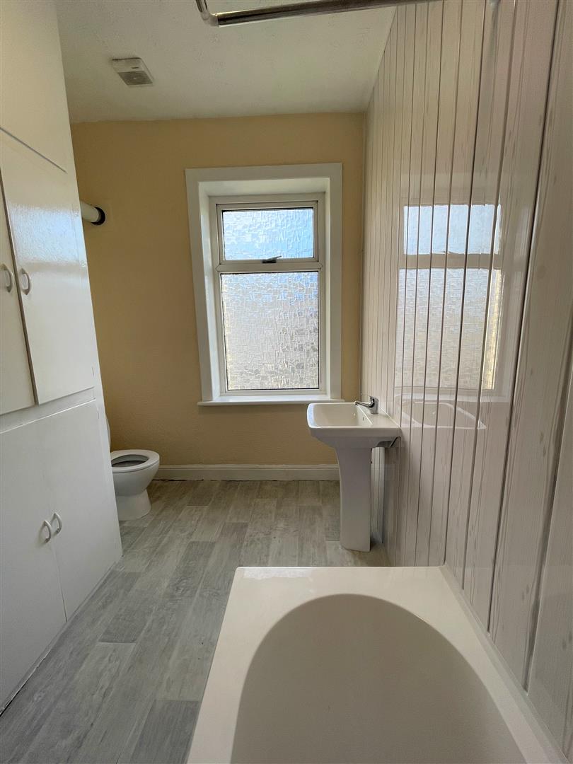 1 bed house share to rent in Nairne Street, Burnley 5