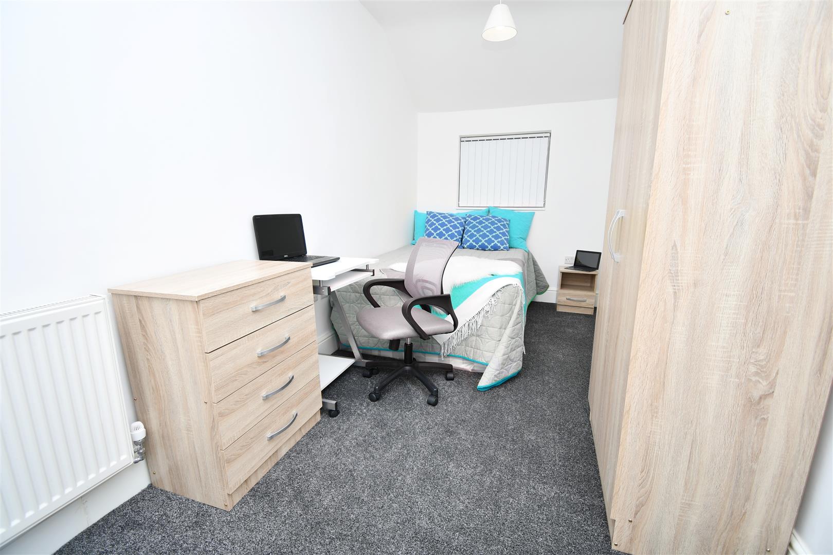 1 bed house share to rent in Tay Street, Burnley  - Property Image 5