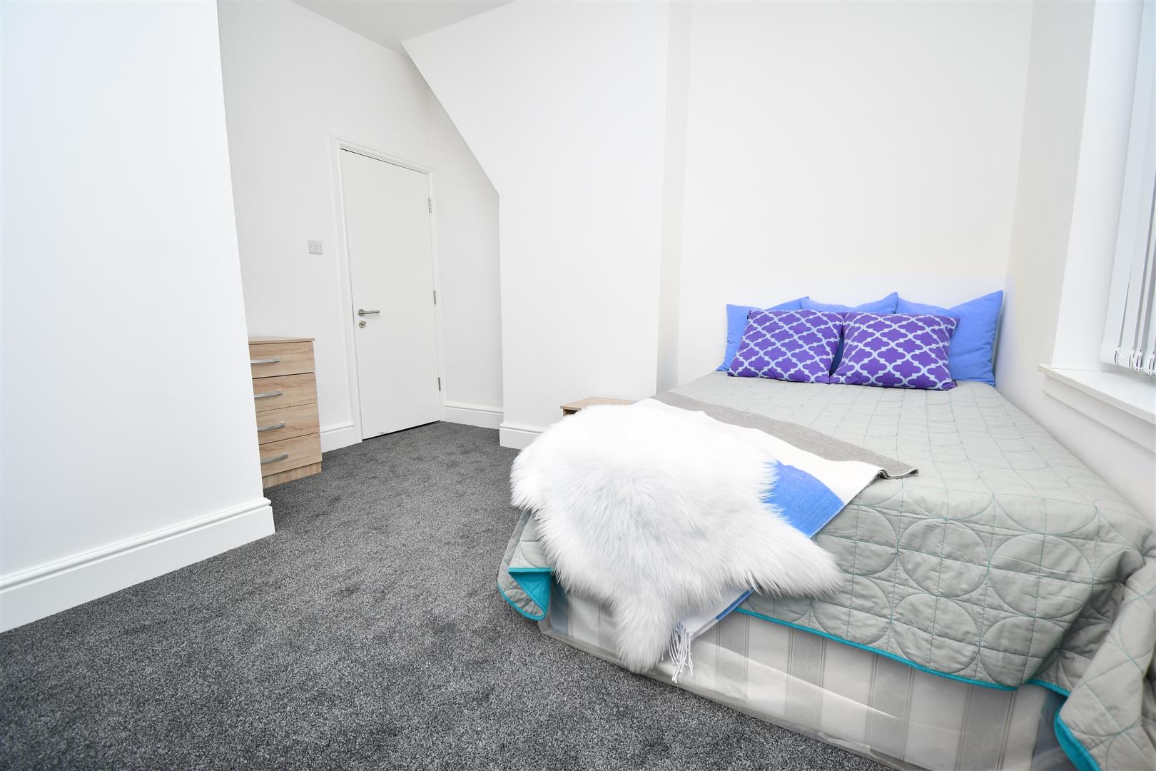 1 bed house share to rent in Tay Street, Burnley  - Property Image 12