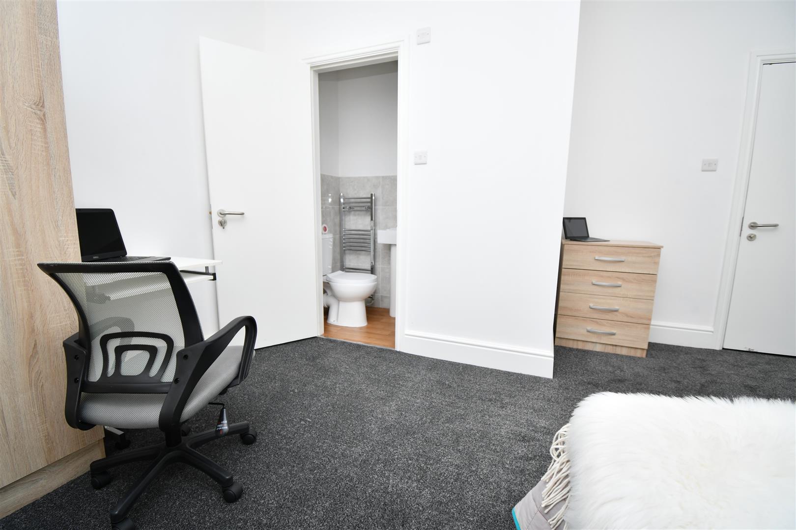 1 bed house share to rent in Tay Street, Burnley  - Property Image 11